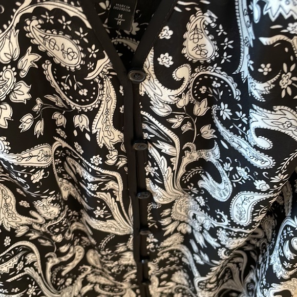 Express Paisley Top - Picture 2 of 7